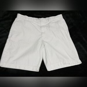 Casuals Men's White Shorts 38W